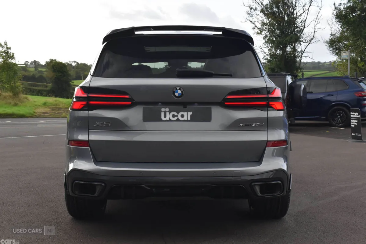 BMW X5 SUV, Diesel Hybrid, 2023, Grey