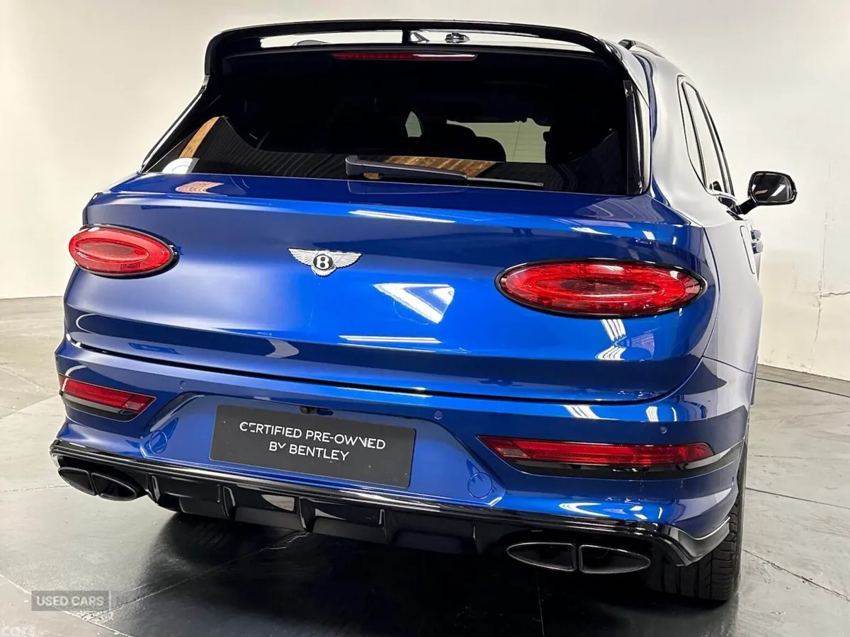 Bentley Bentayga SUV, Petrol, 2023, Blue