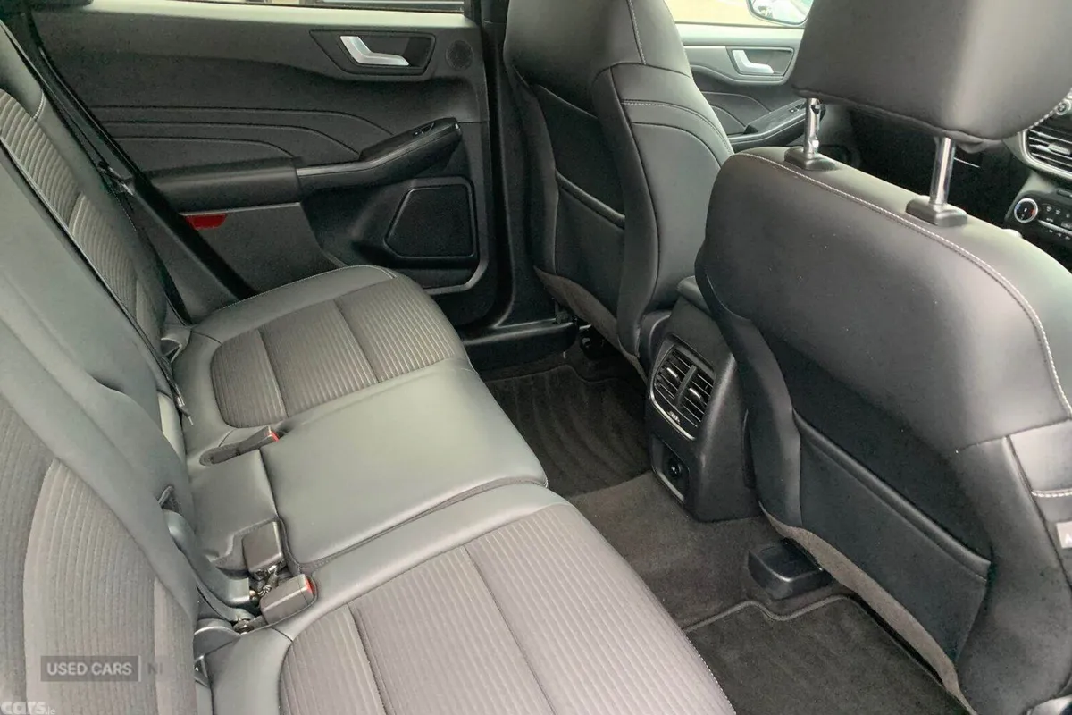 Ford Kuga SUV, Petrol, 2023, Silver