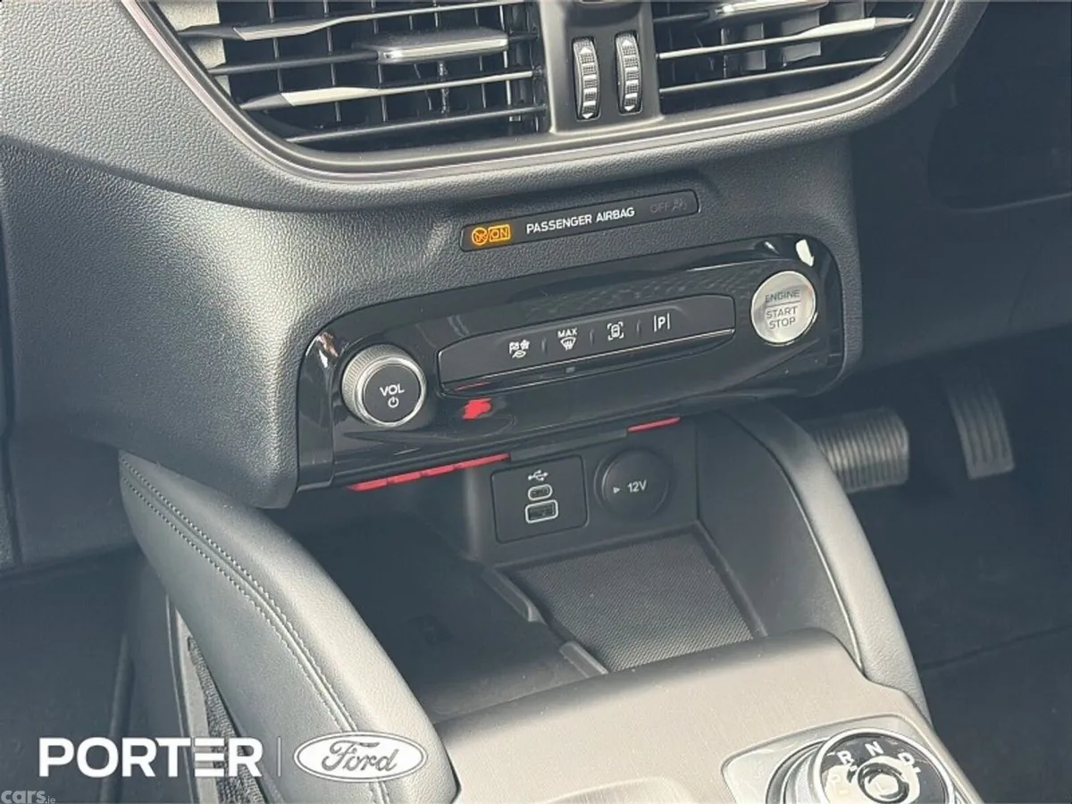 Ford Kuga SUV, Petrol Plug-in Hybrid, 2026, Black