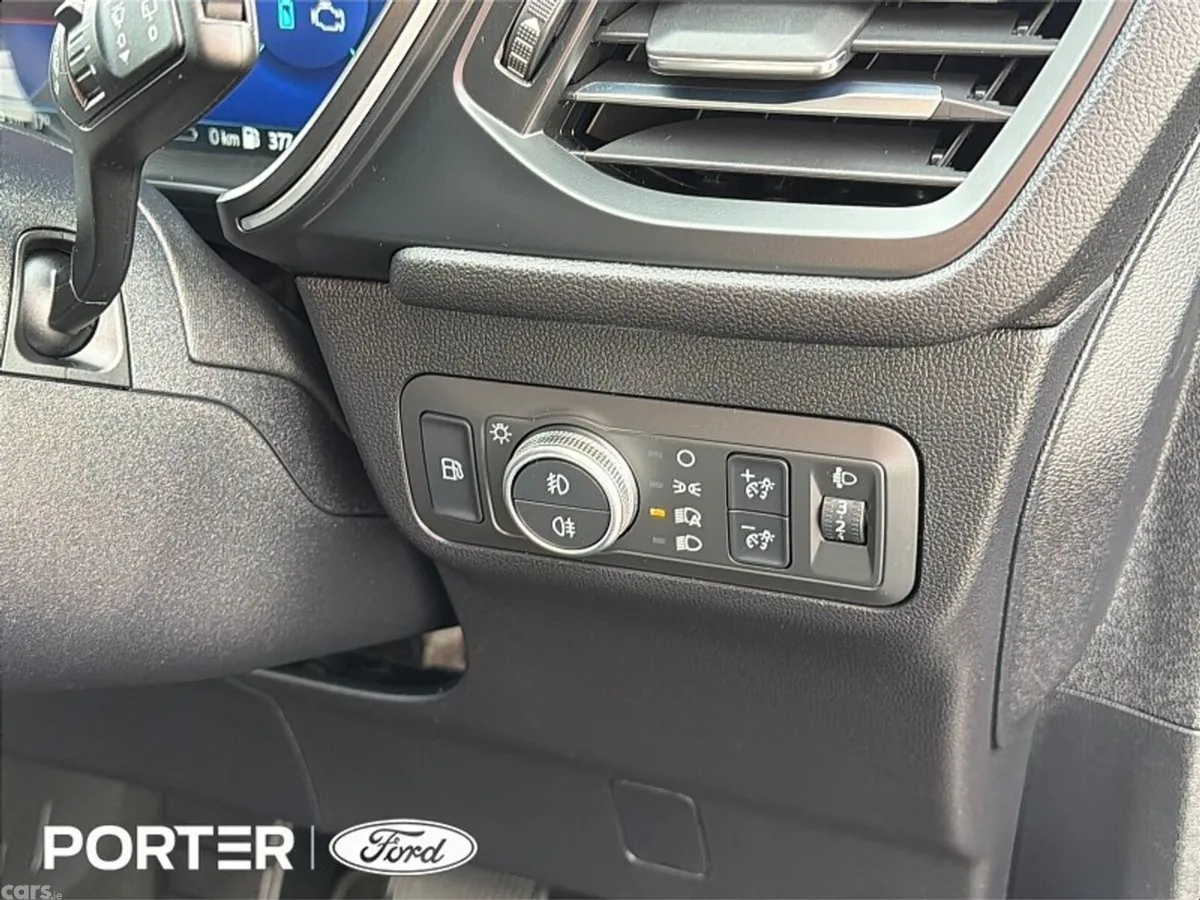 Ford Kuga Van, Petrol Plug-in Hybrid, 2024, Black