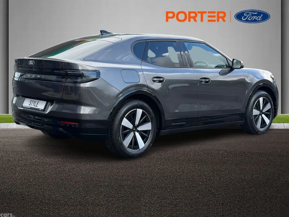 Ford Capri SUV, Electric, 2026, Grey
