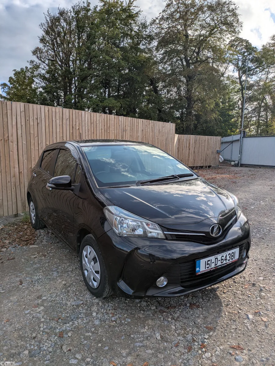 Toyota Vitz Hatchback, Petrol, 2015, Black