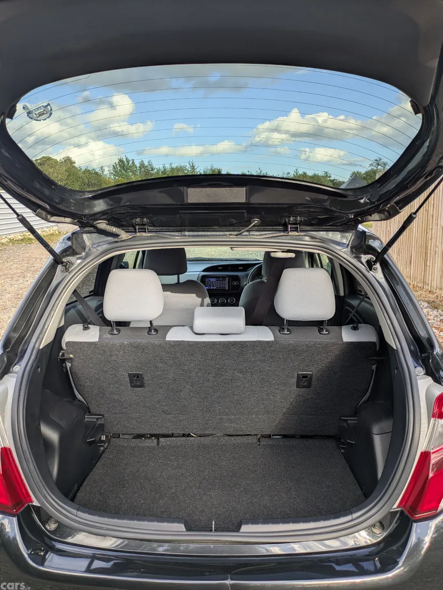 Toyota Vitz Hatchback, Petrol, 2015, Black