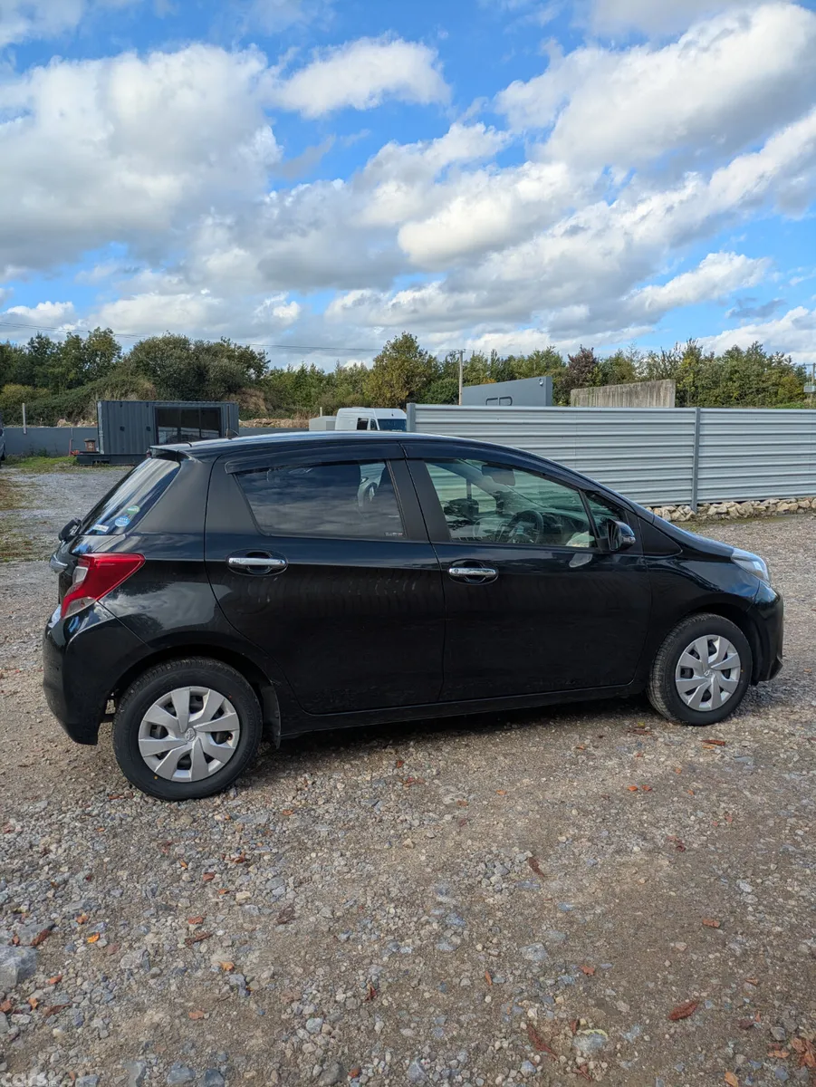 Toyota Vitz Hatchback, Petrol, 2015, Black