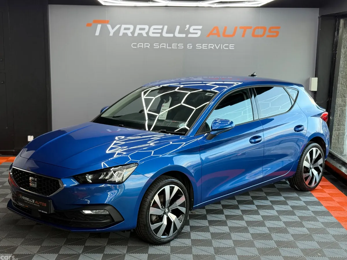 SEAT Leon Estate, Petrol Hybrid, 2024, Blue