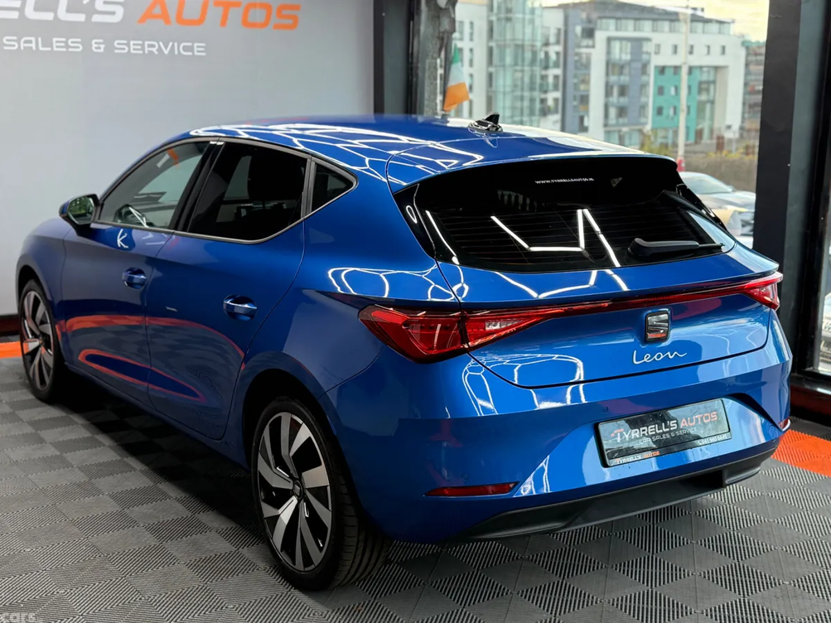 SEAT Leon Estate, Petrol Hybrid, 2024, Blue