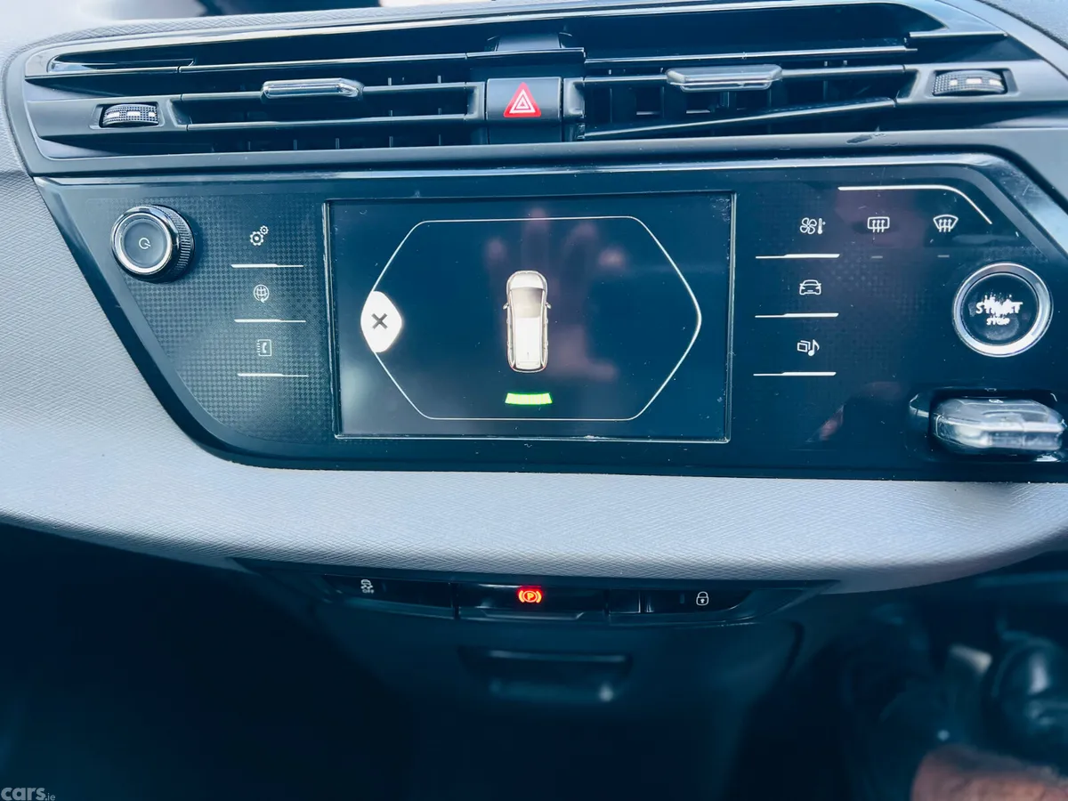 Citroen C4 Hatchback, Diesel, 2015, Grey