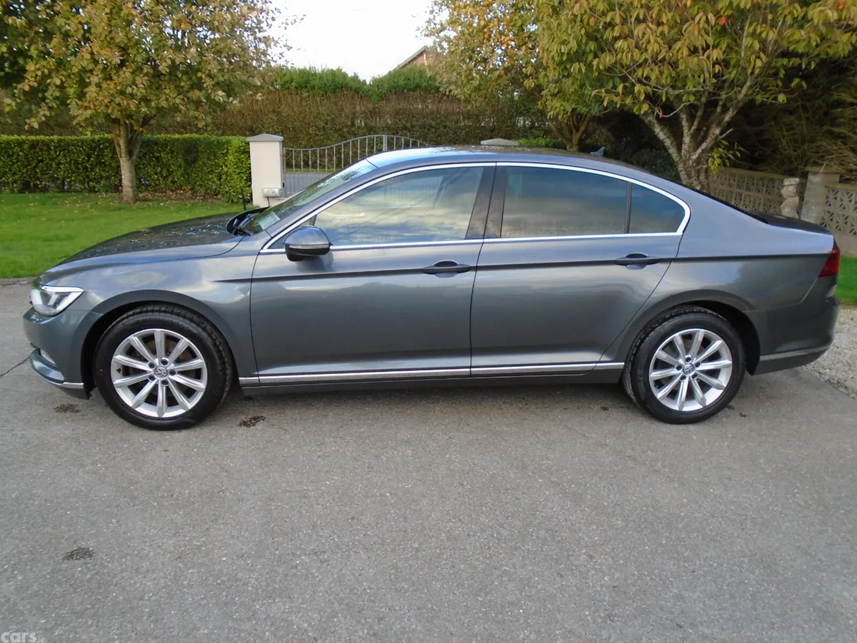Volkswagen Passat Saloon, Diesel, 2015, Grey