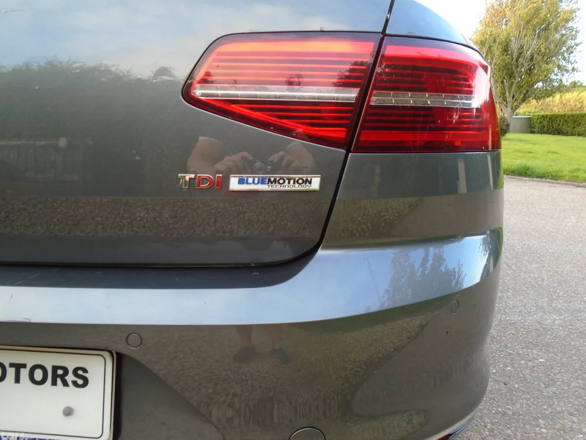 Volkswagen Passat Saloon, Diesel, 2015, Grey