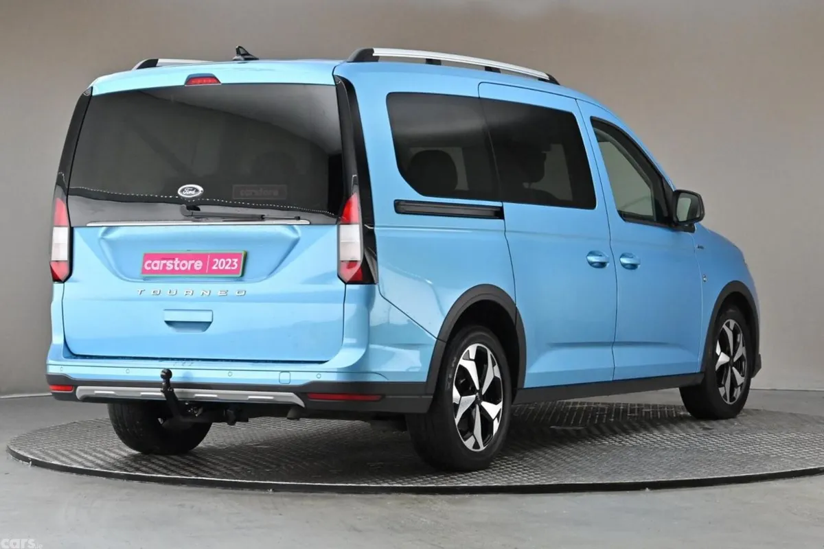 Ford Tourneo Connect MPV, Diesel, 2023, Blue