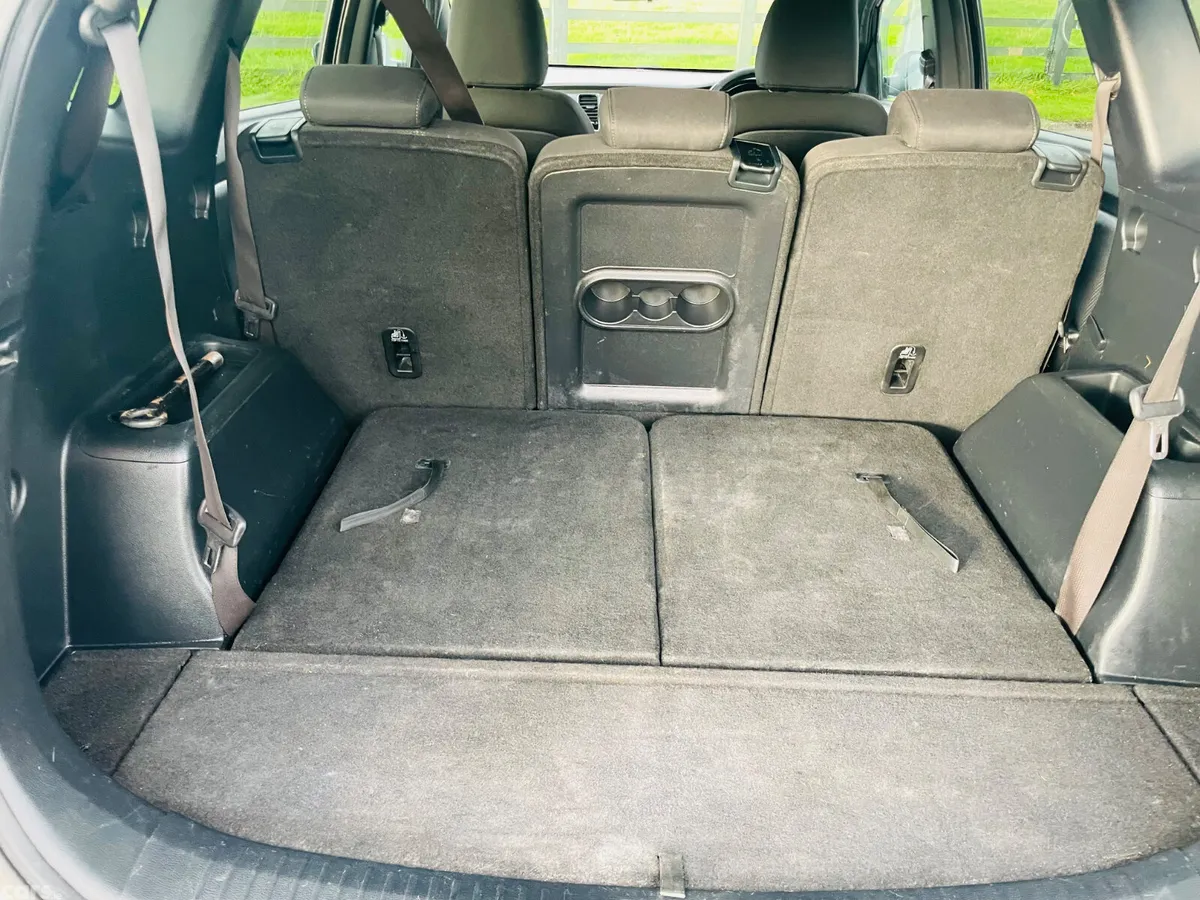 Kia Carens MPV, Diesel, 2017, Black