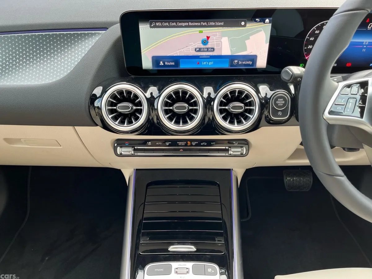 Mercedes-Benz GLA SUV, Petrol Hybrid, 2026, White