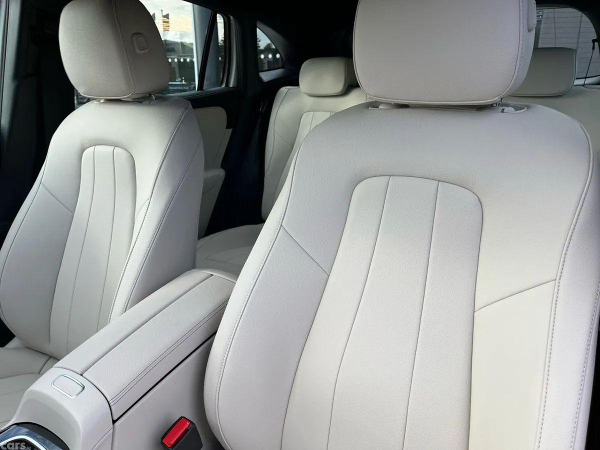 Mercedes-Benz GLA SUV, Petrol Hybrid, 2026, White
