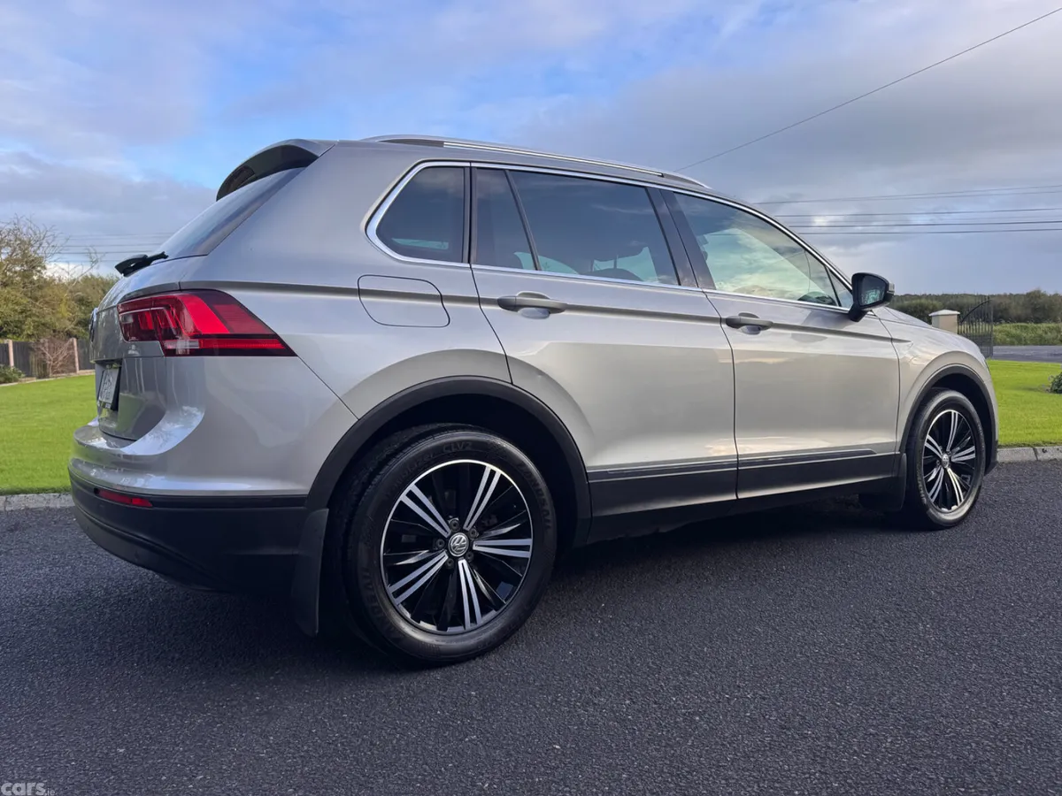 Volkswagen Tiguan SUV, Diesel, 2018, Silver