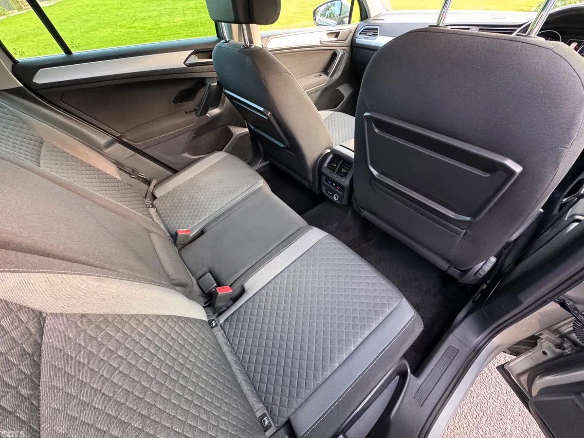 Volkswagen Tiguan SUV, Diesel, 2018, Silver
