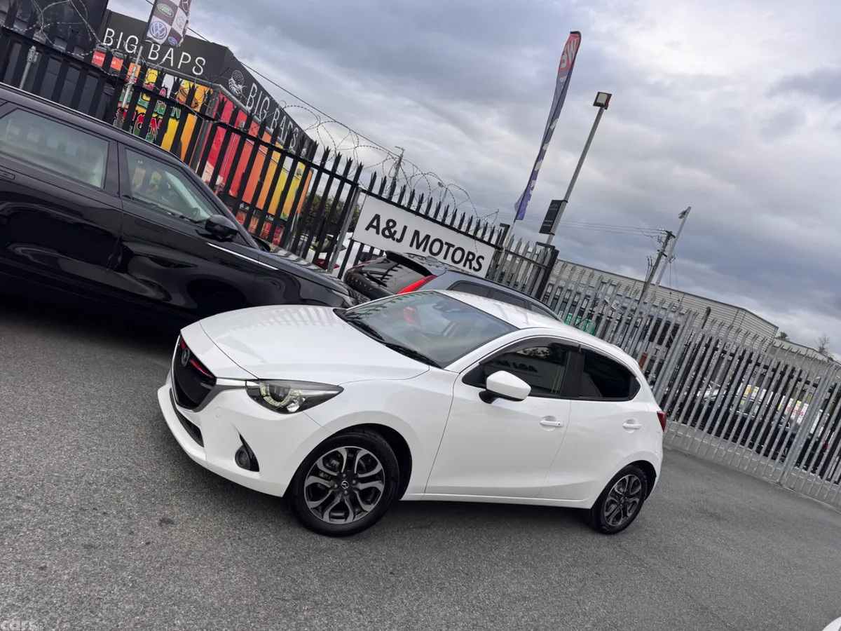 Mazda Mazda2 Hatchback, Diesel, 2015, White