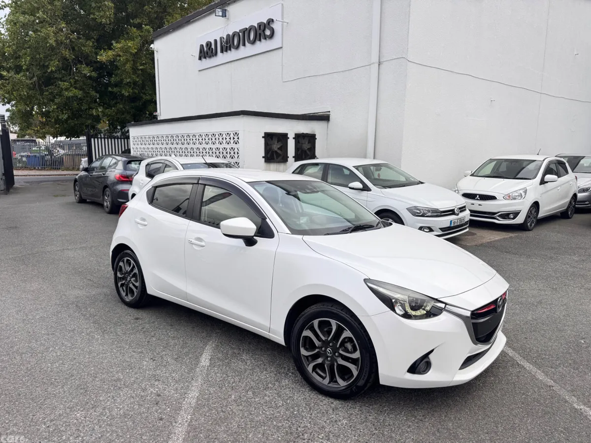 Mazda Mazda2 Hatchback, Diesel, 2015, White