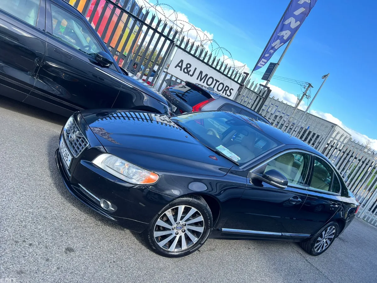 Volvo S80 Saloon, Diesel, 2013, Black