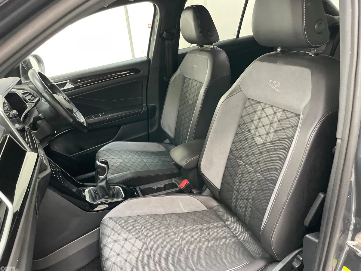 Volkswagen T-Roc SUV, Petrol, 2023, Grey