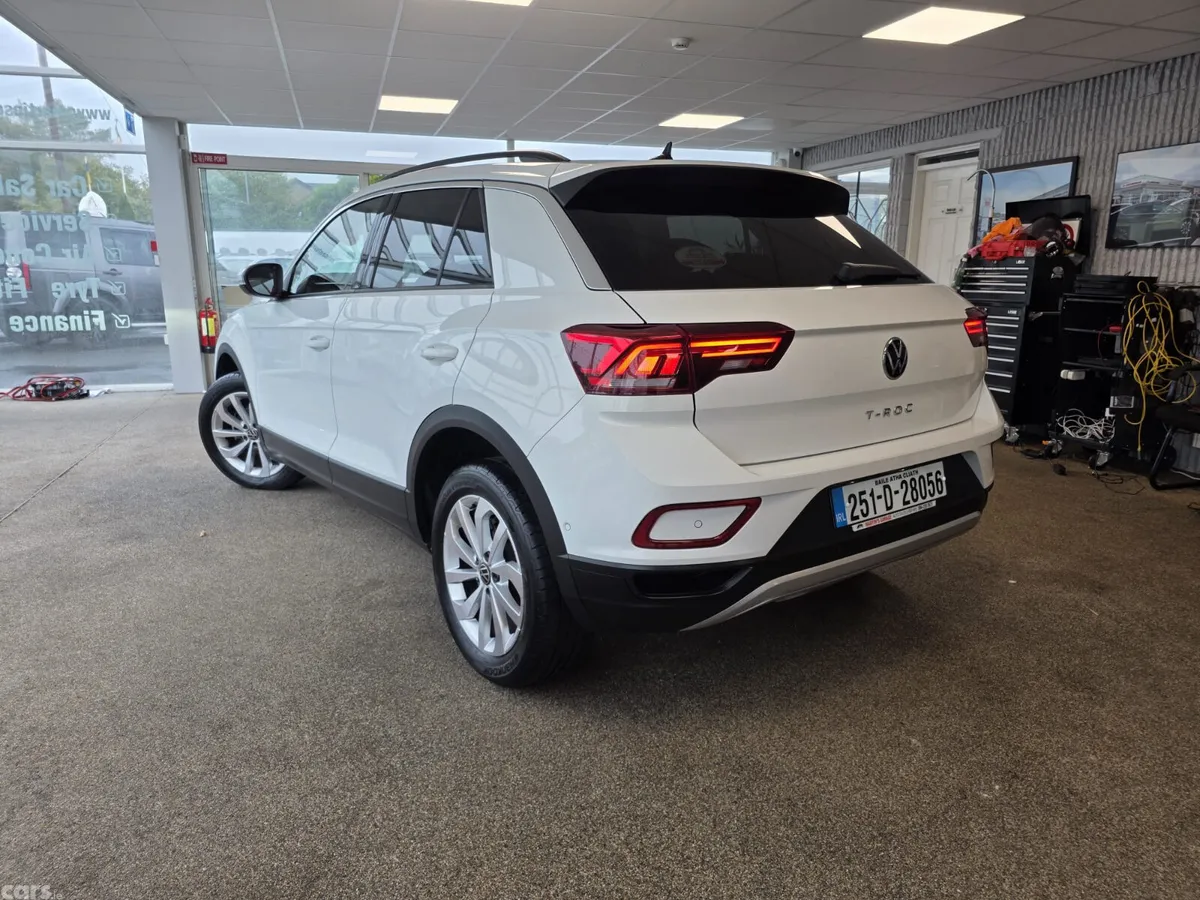 Volkswagen T-Roc SUV, Petrol, 2025, White