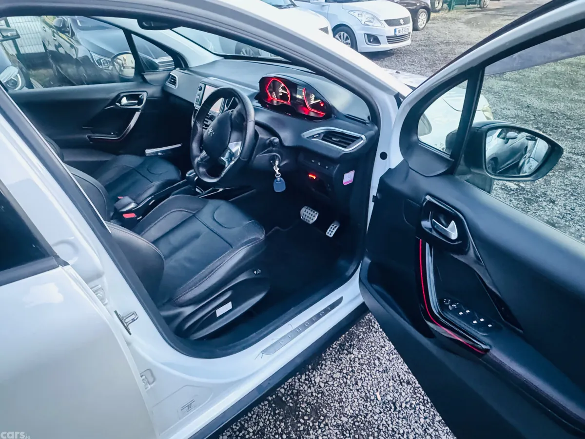 Peugeot 2008 SUV, Petrol, 2019, White