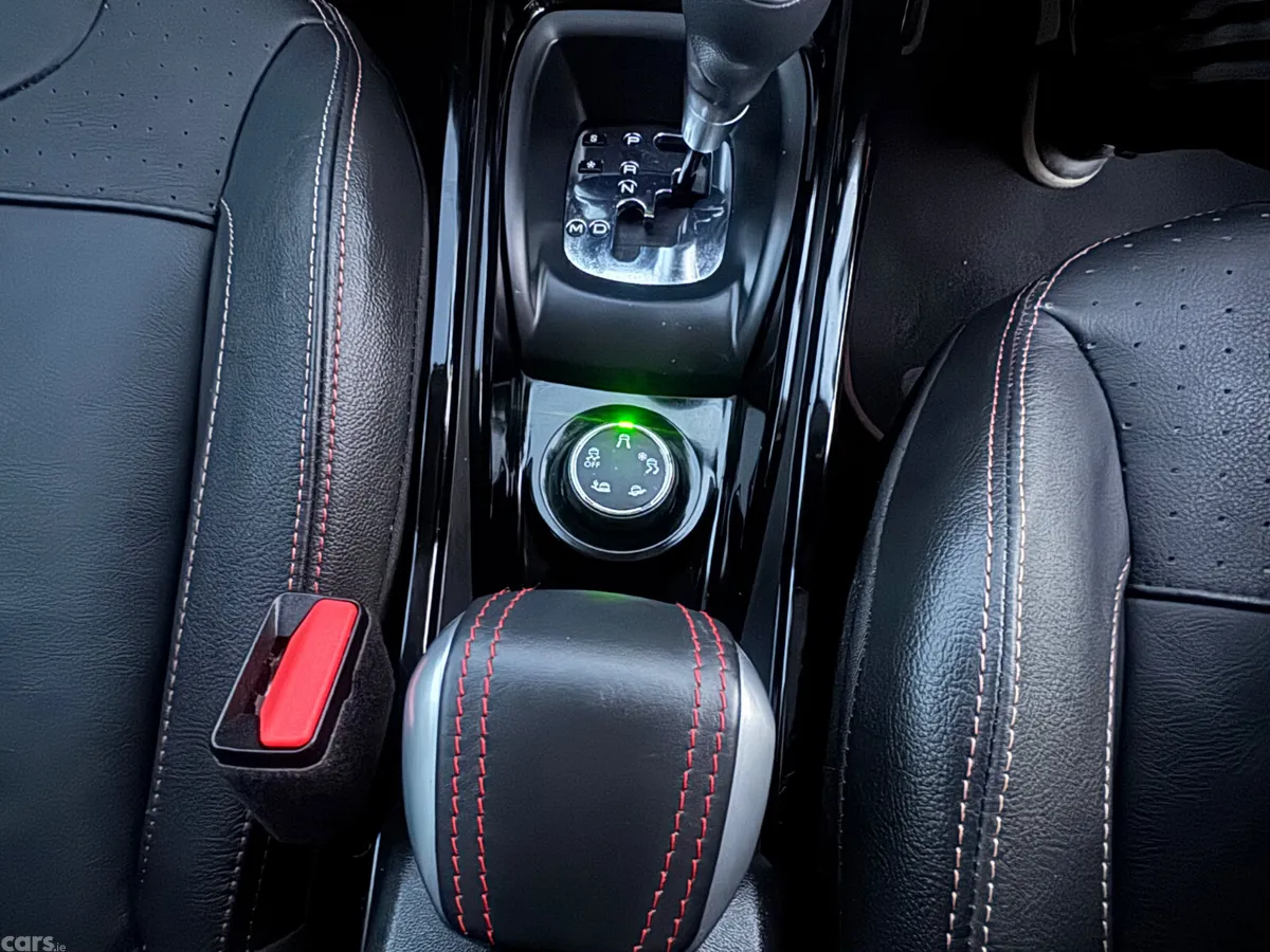 Peugeot 2008 SUV, Petrol, 2019, White
