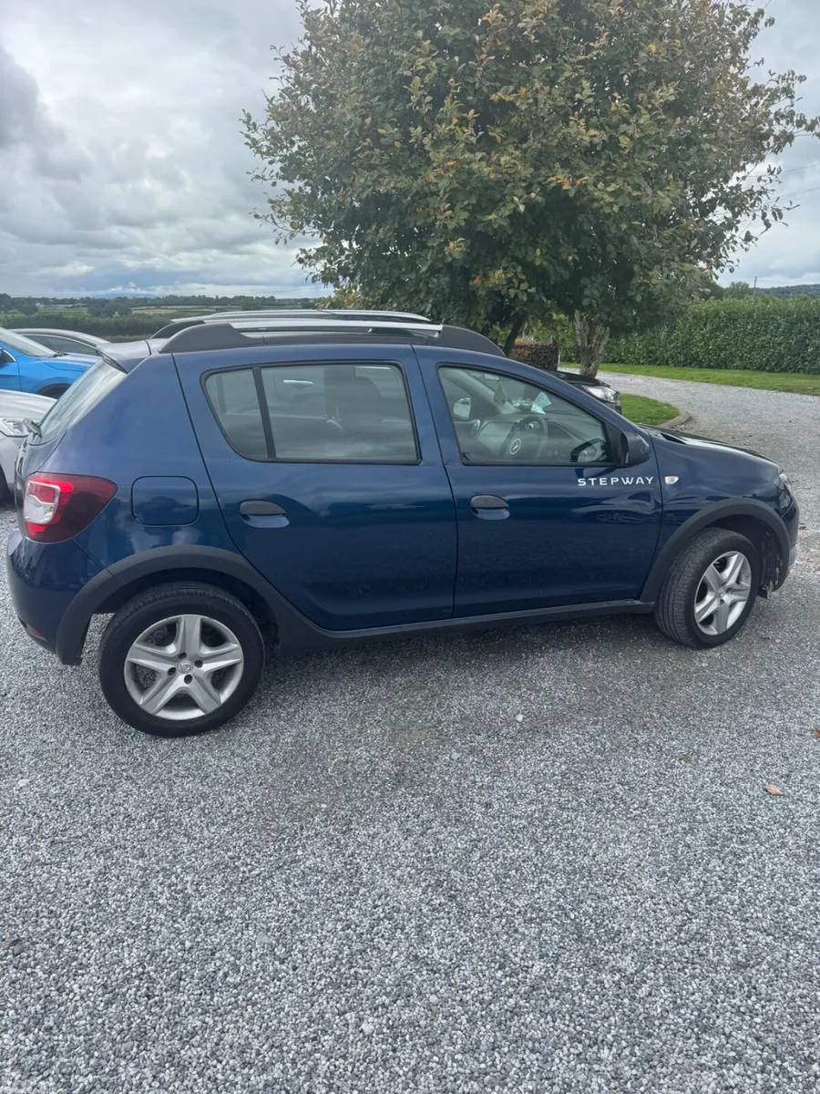 Dacia Sandero Stepway Hatchback, Diesel, 2016, Blue