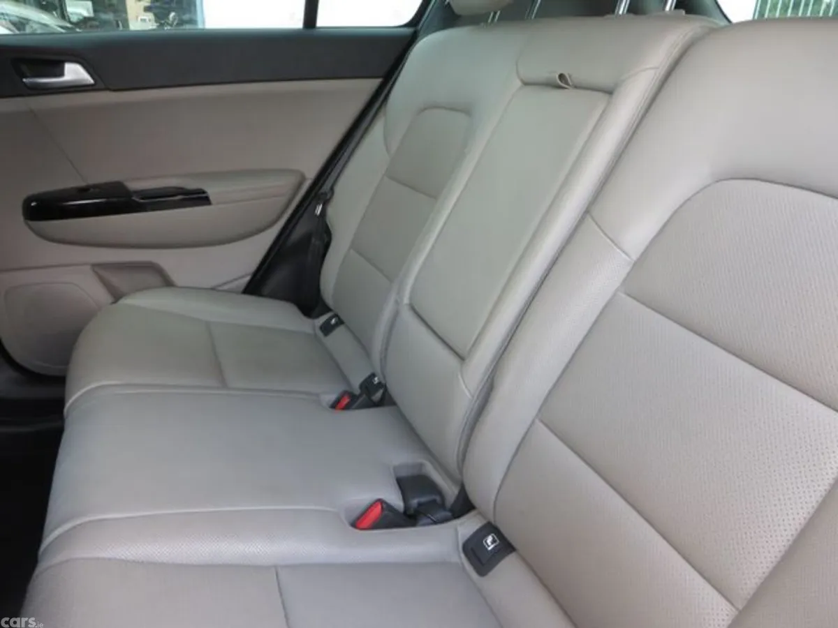 Kia Sportage MPV, Diesel, 2020, Grey