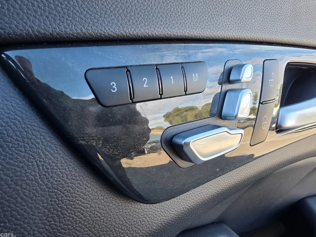 Mercedes-Benz CLS Coupe, Diesel, 2018, Grey