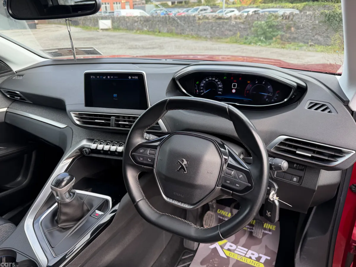 Peugeot 3008 MPV, Diesel, 2020, Red