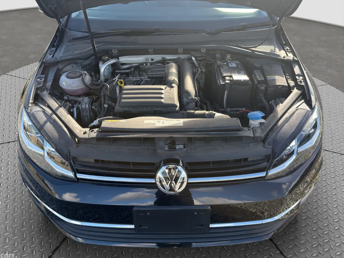 Volkswagen Golf Estate, Petrol, 2019, Black