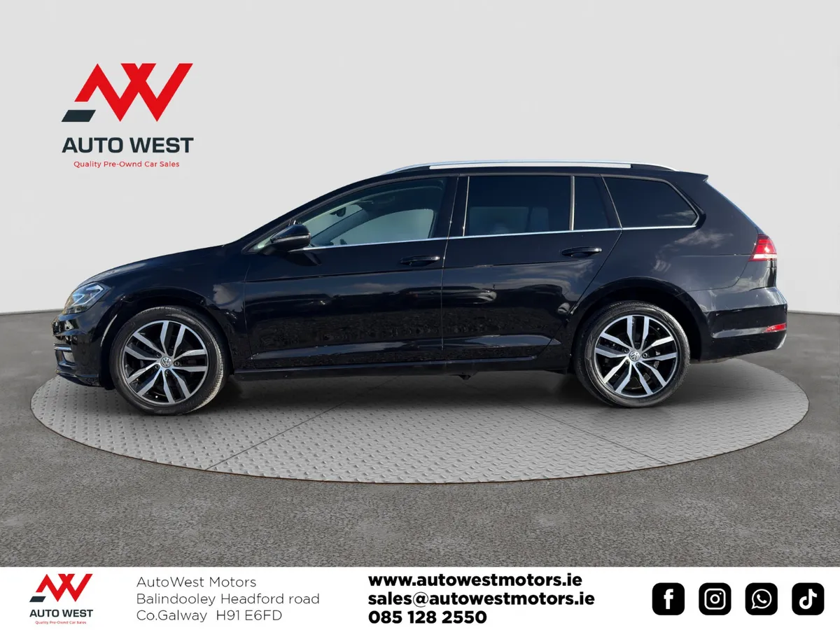 Volkswagen Golf Estate, Petrol, 2019, Black
