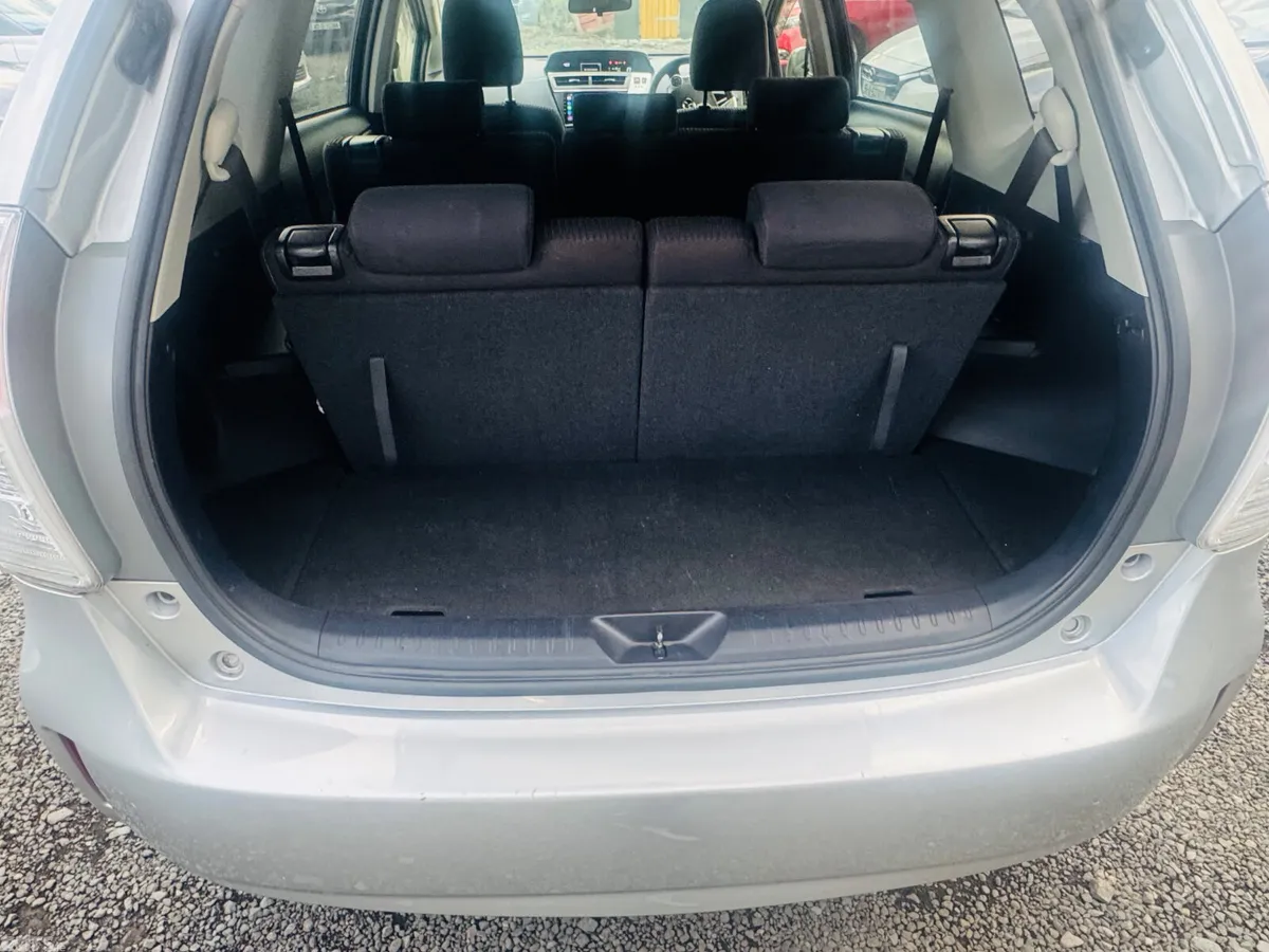 Toyota Prius MPV, Petrol Hybrid, 2020, Silver