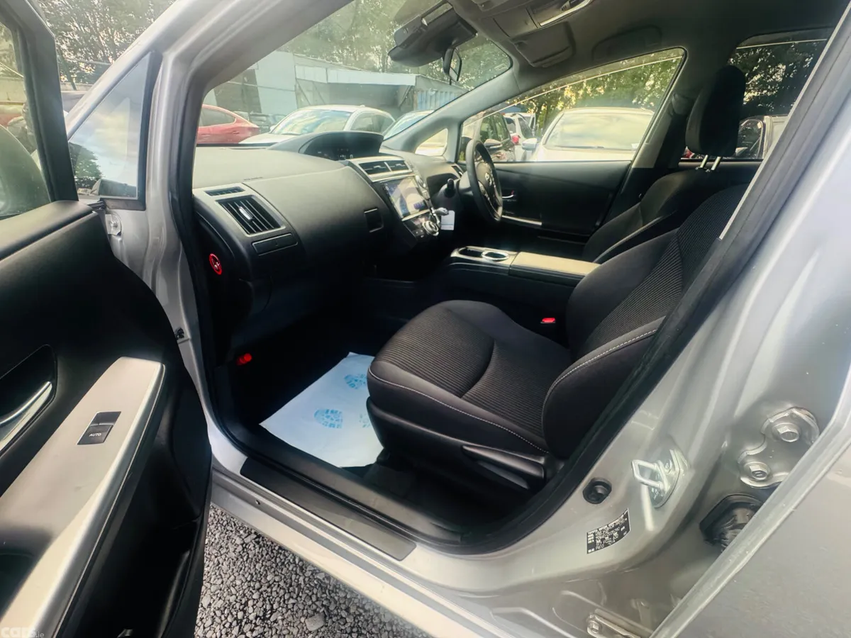 Toyota Prius MPV, Petrol Hybrid, 2020, Silver