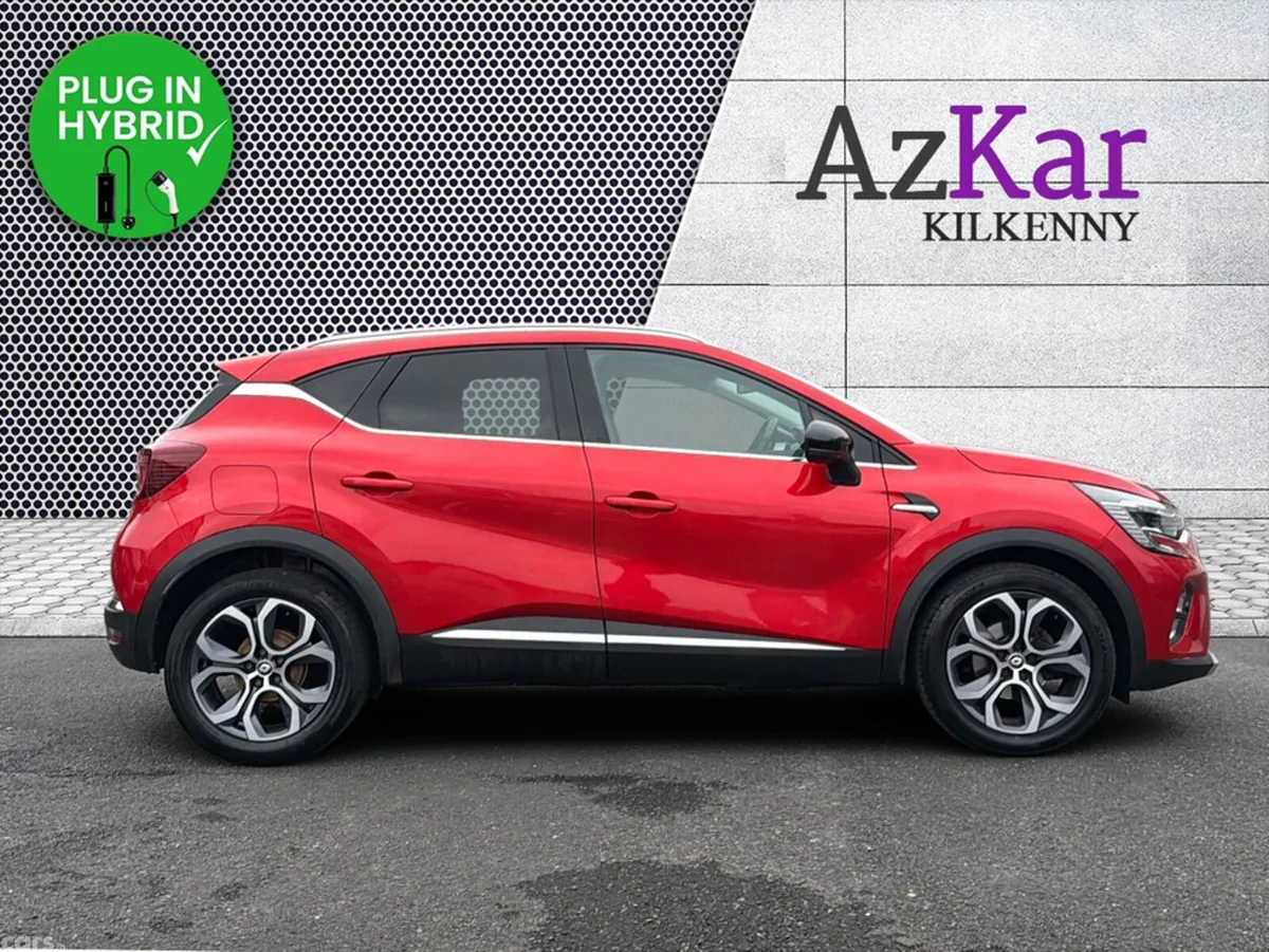 Renault Captur Hatchback, Petrol, 2024, Red