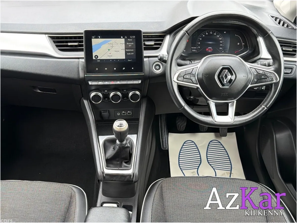 Renault Captur Hatchback, Petrol, 2024, Red