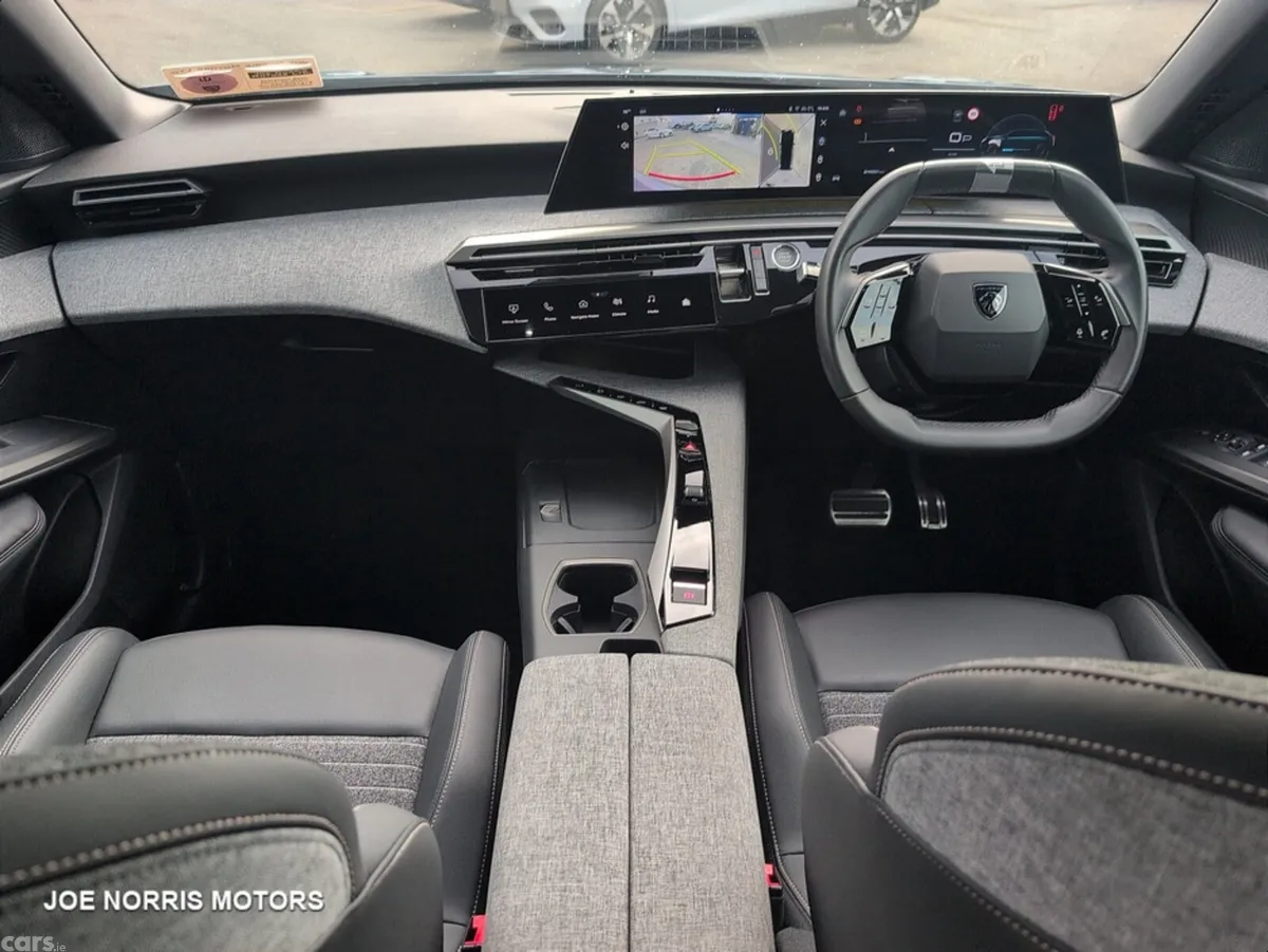 Peugeot 5008 SUV, Petrol Hybrid, 2026, Blue