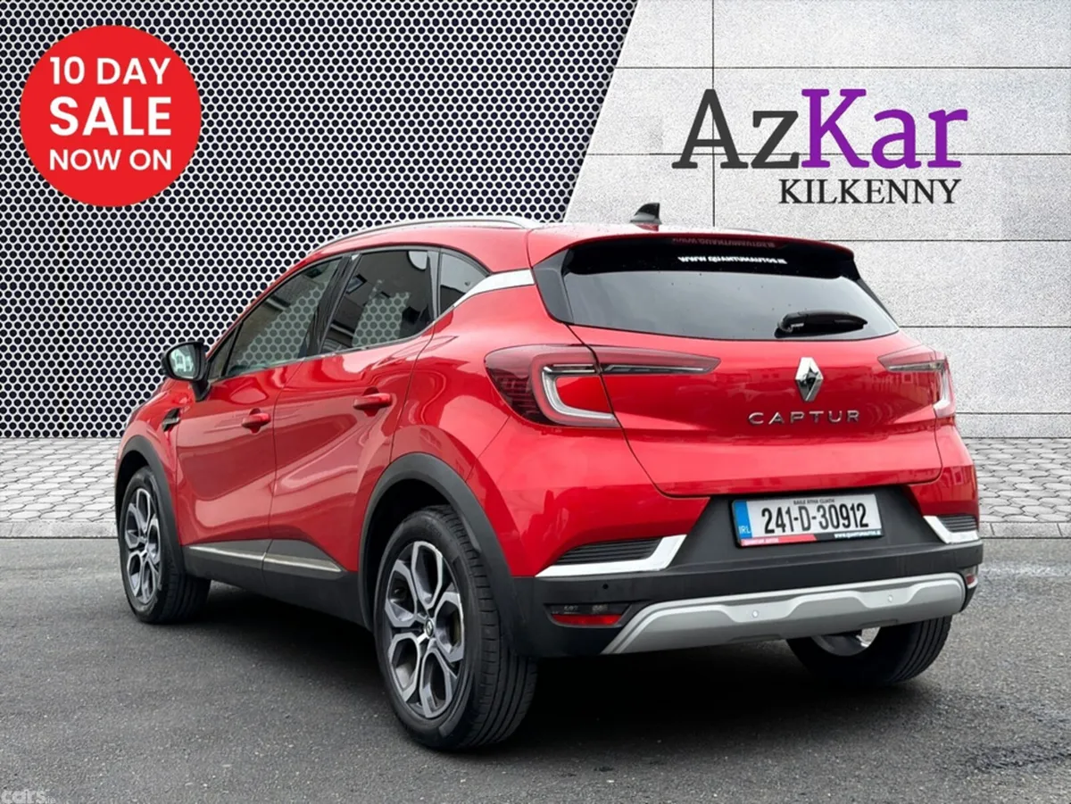 Renault Captur Hatchback, Petrol, 2024, Red