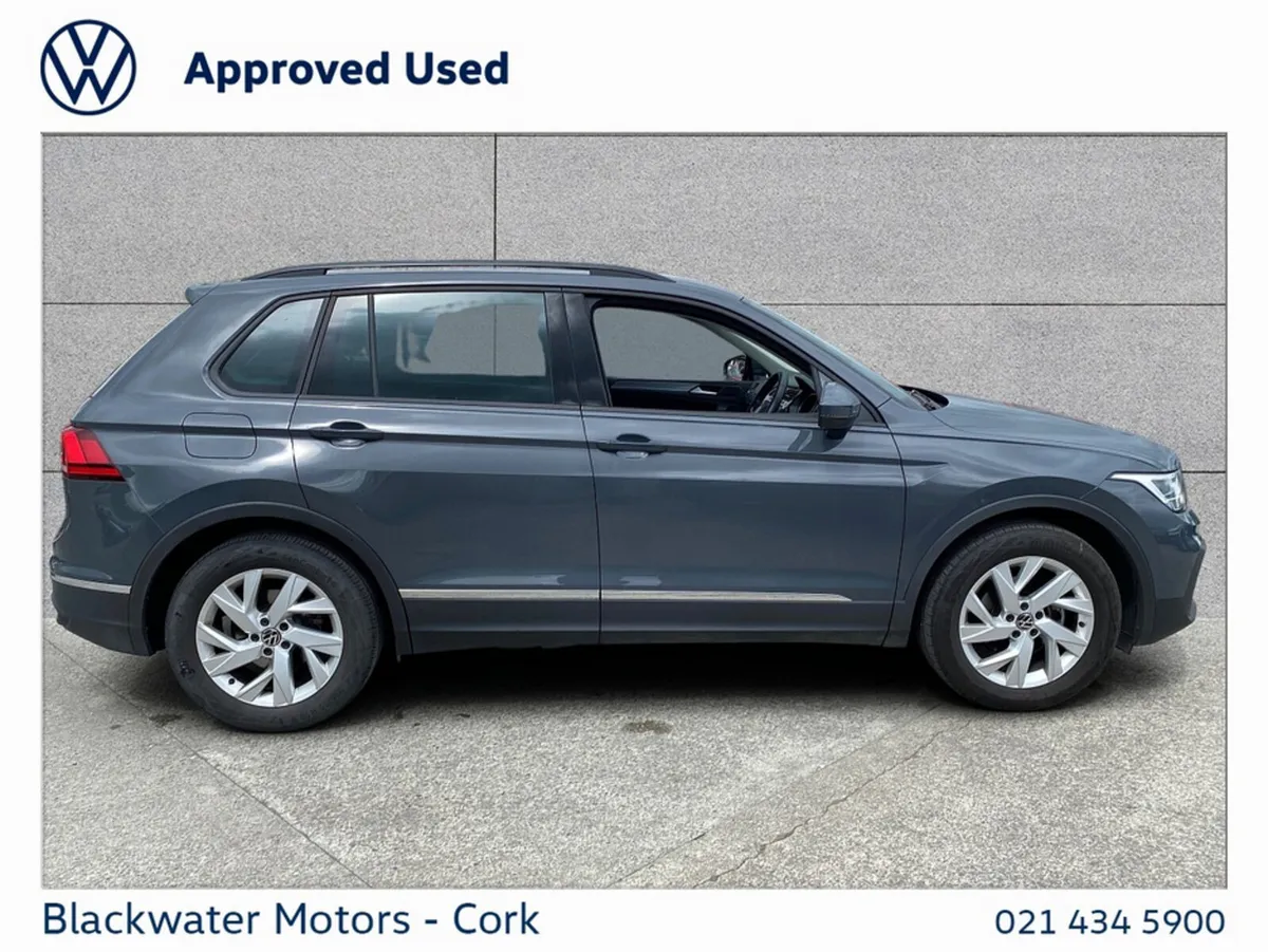 Volkswagen Tiguan SUV, Diesel, 2023, Grey