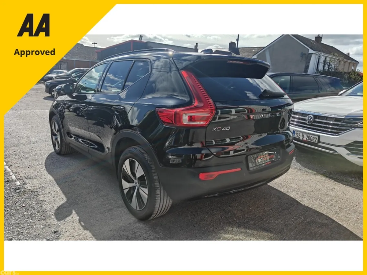 Volvo XC40 SUV, Petrol Plug-in Hybrid, 2022, Black