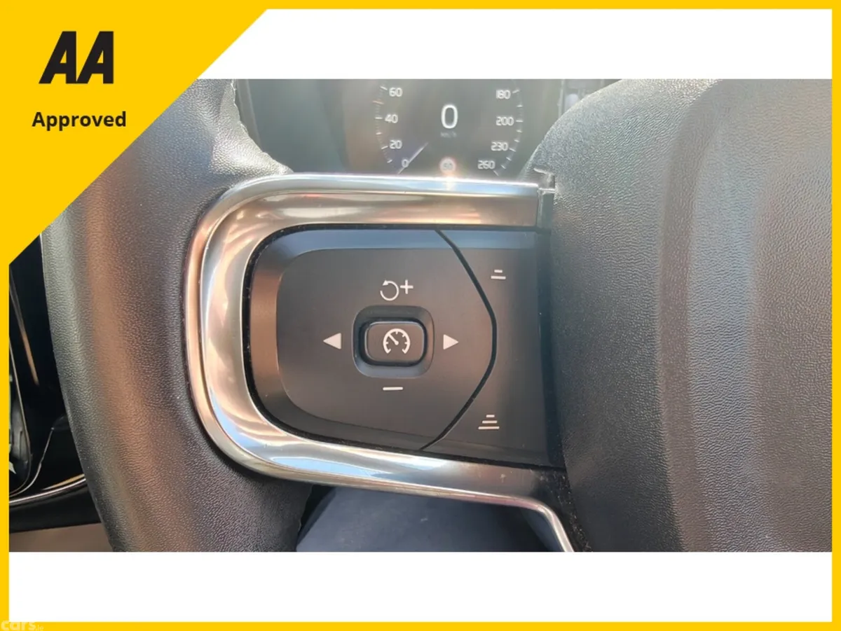 Volvo XC40 SUV, Petrol Plug-in Hybrid, 2022, Black