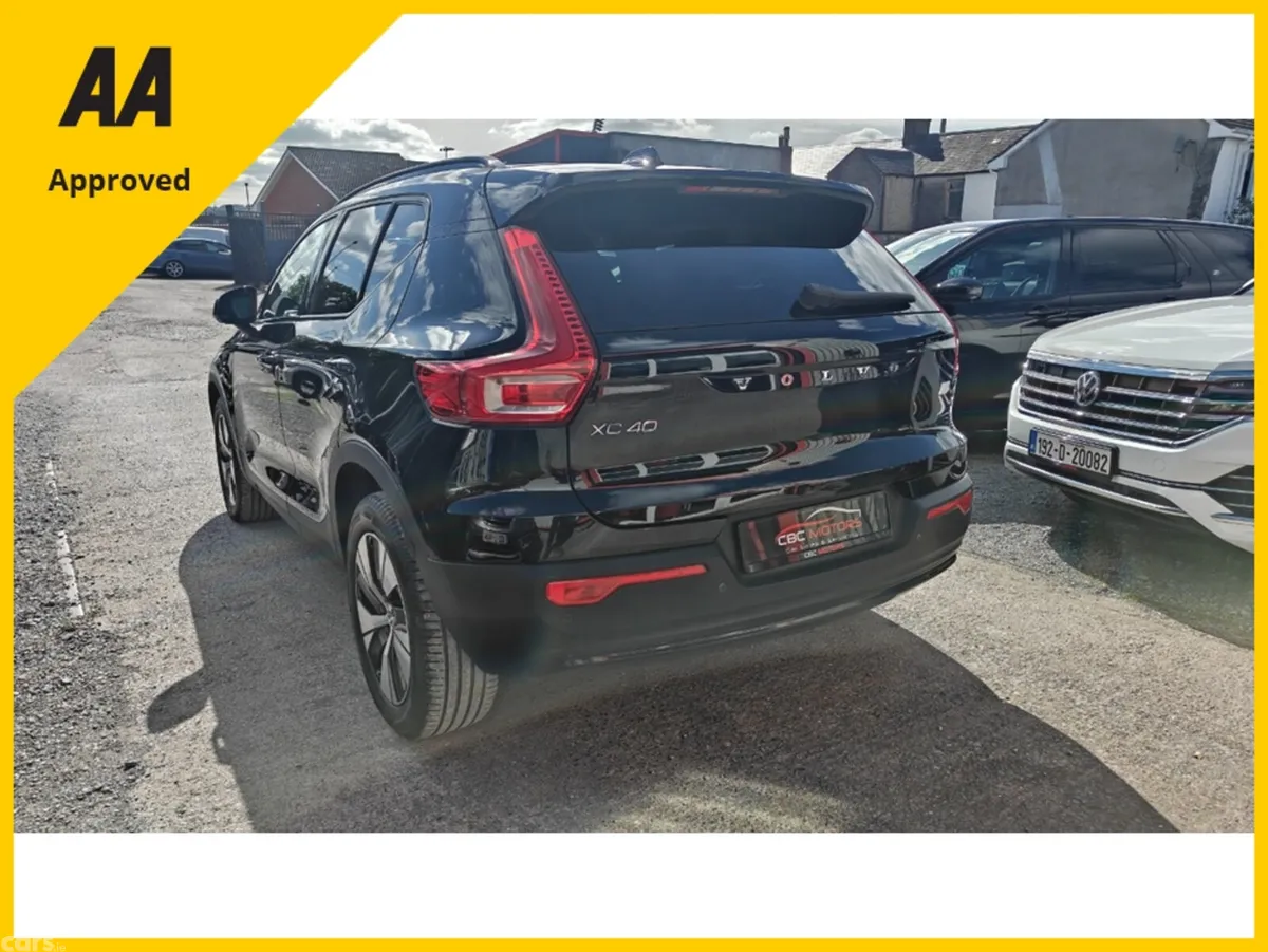 Volvo XC40 SUV, Petrol Plug-in Hybrid, 2022, Black
