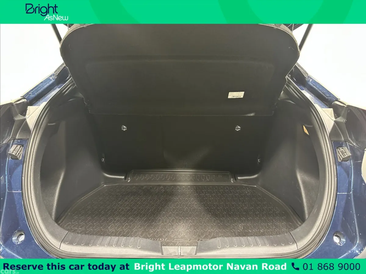 Toyota C-HR Hatchback, Petrol Hybrid, 2024, Blue