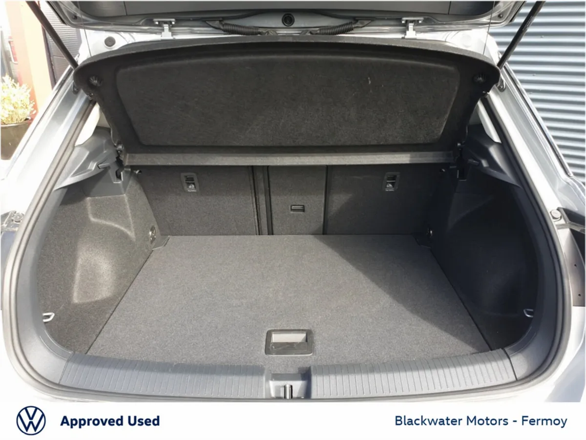 Volkswagen T-Roc SUV, Diesel, 2026, Grey
