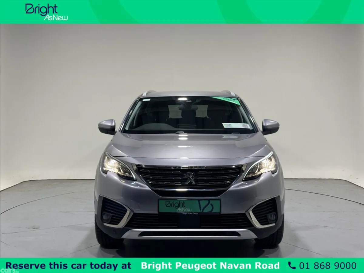Peugeot 5008 MPV, Petrol, 2020, Grey