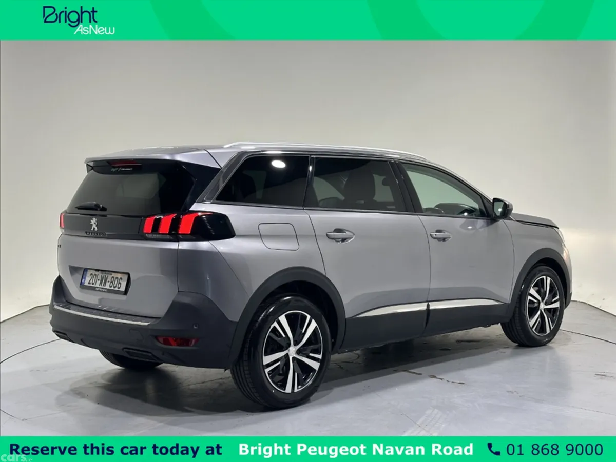 Peugeot 5008 MPV, Petrol, 2020, Grey