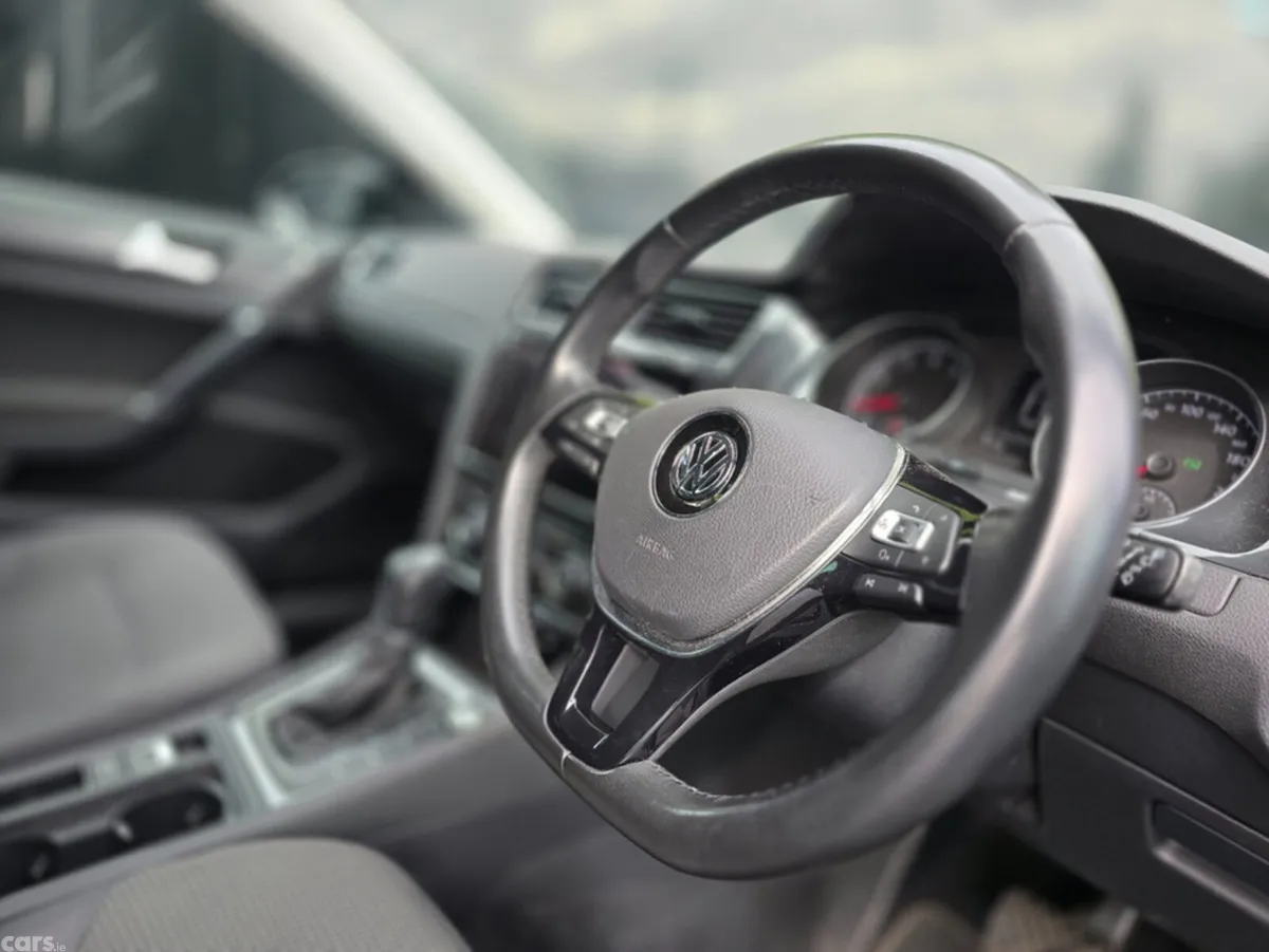 Volkswagen Golf Hatchback, Petrol, 2017, Black