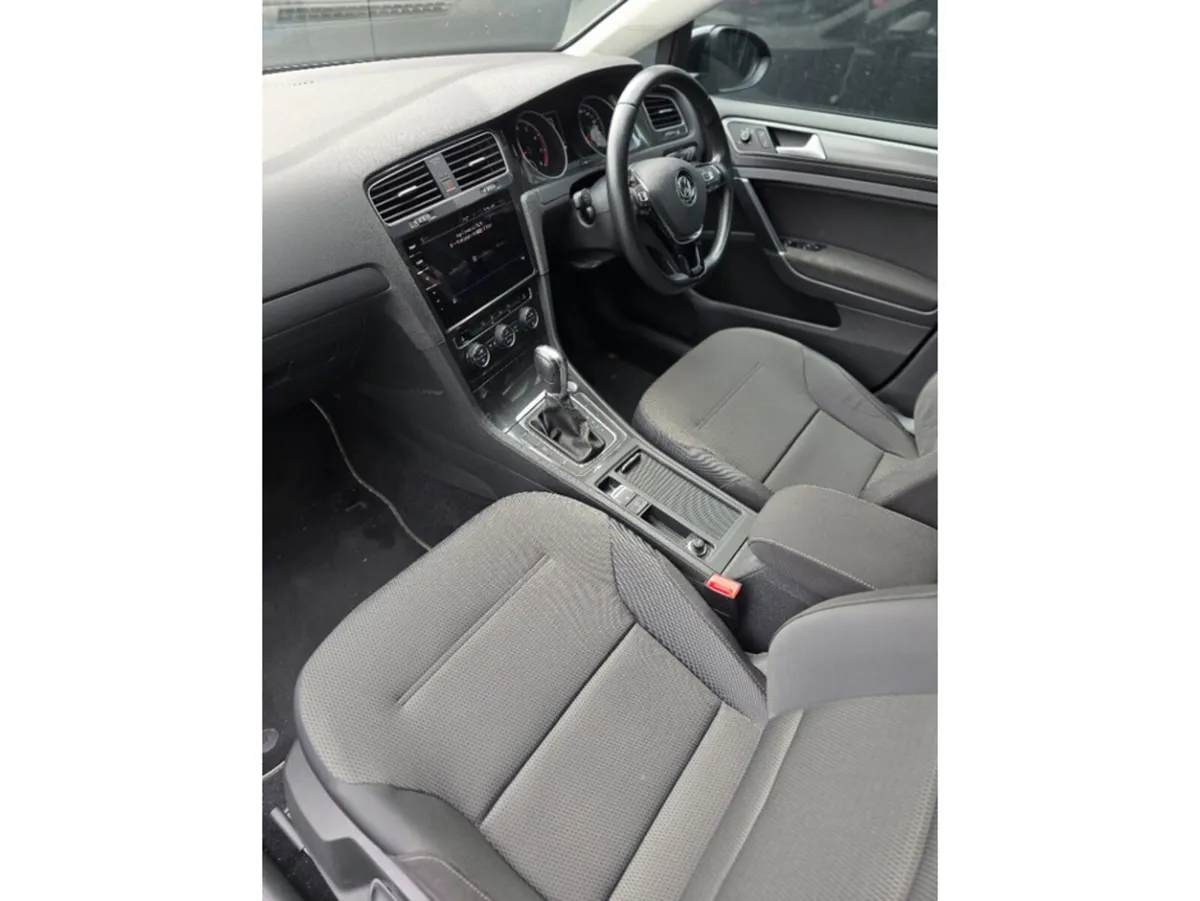 Volkswagen Golf Hatchback, Petrol, 2017, Black