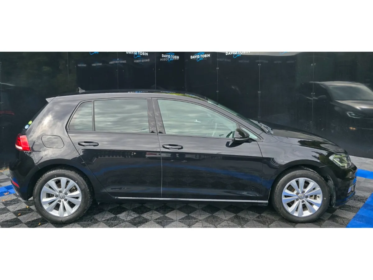 Volkswagen Golf Hatchback, Petrol, 2017, Black